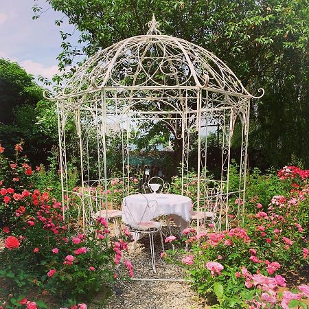 Hotel Isabelle'S Rosegarden Beckerich Exterior foto
